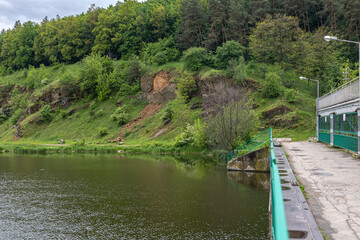 Fototapeta premium Bridge over the river in the highlands in spring.