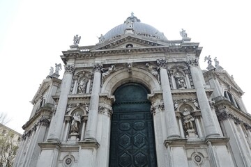 Stunning landscape featuring breathtaking views of serene nature. Capture the beauty of majestic mountains, lush forests, tranquil lakes, and peaceful beaches. Perfect for any project looking to evoke