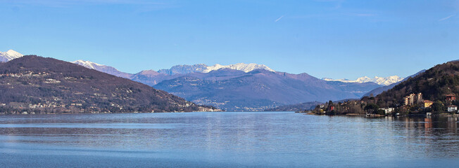 Naklejka premium Scenic view overlooking Lake Maggiore in northern Italy. 
