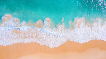 Obraz premium Aerial view of turquoise ocean waves gently breaking on a sandy beach, creating a serene and picturesque coastal scene. : Generative AI