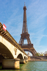 Obraz premium Eiffel Tower and Pont d'Iéna bridge in Paris, France