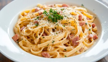 Creamy pasta dish with ham