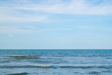 Plakat Panorama sea view wide horizon beautiful nature ocean wave and blue sky background in day time