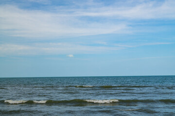 Plakat Panorama sea view wide horizon beautiful nature ocean wave and blue sky background in day time
