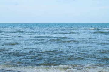 Plakat Panorama sea view wide horizon beautiful nature ocean wave and blue sky background in day time
