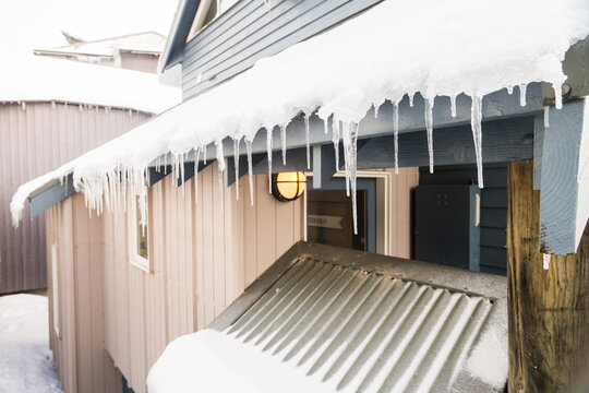 icicles on roof awning