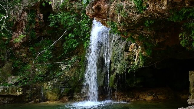 Manantial de agua fresca