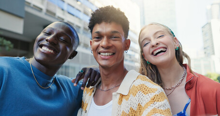 Buildings, selfie and student friends in city together for education, learning or scholarship. Campus, college or university with smile of men and woman outdoor for social medIa or profile picture