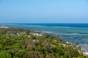 wybrzeże Kenii, laguna otaczającą brzeg