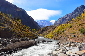Maipo Canyon, Santiago - Chile - 04 21 2025 - Cajón del Maipo Landscape. Embalse el Yeso area. San...