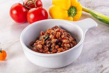 Black eye beans wutg tomato sauce