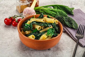 Italian cuisine - tortiglioni with spinach