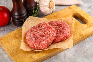 Raw round beef cutlet minced meat