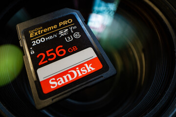 SanDisk SD 256GB C10 UHS-I U3 Extreme Pro V30