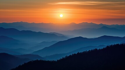 Obraz premium mountains glowing sun