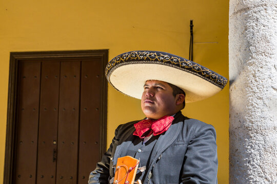 Musician with sombrero and guitar, Yucatan, Mexico