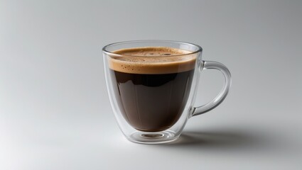 Naklejka premium Black coffee in a glass with a solid background