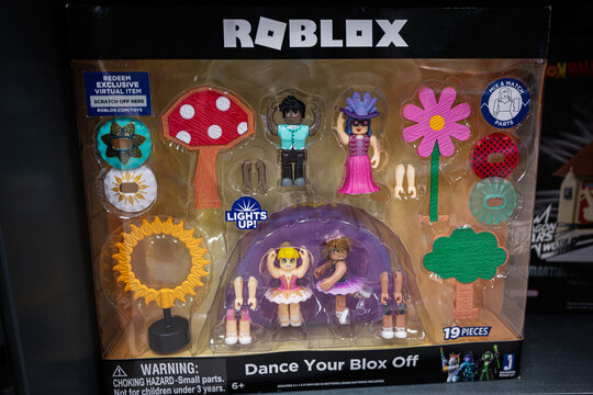 Roblox themed toy set with figures and accessories, mix and match parts
