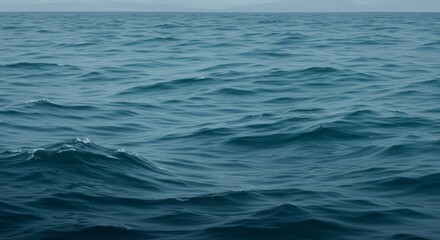 Fototapeta premium Turquoise Ocean with Gentle Waves in Natural Daylight