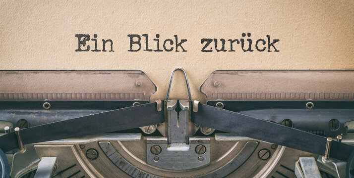 Alte Schreibmaschine - Ein Blick zur&uuml;ck
