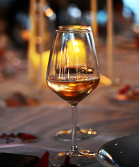 Calice di vino rosato 