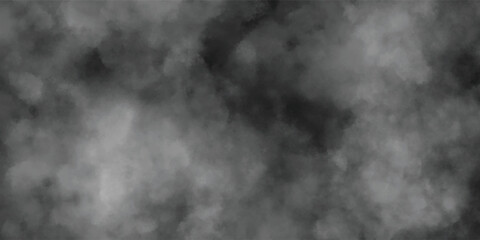 Grayscale Cloud Texture with Gentle Smoke Transitions

