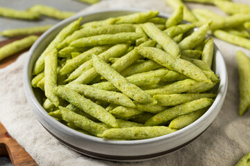 Green Salty Snap Pea Crisps Chips