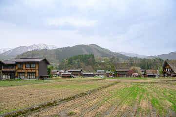 曇天の白川郷　