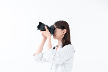 カメラを持つ女性
