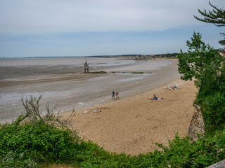 La Bernerie-en-Retz, plage et promenade Sainte-Anne, en Bretagne, France