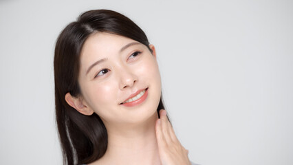女性　ビューティー　スキンケア