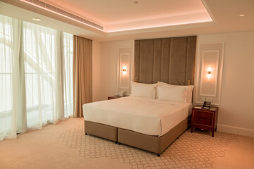  Beautiful flowers growing in the autumn garden