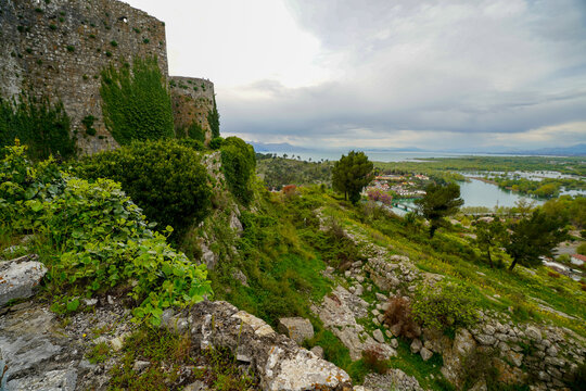 panoramic view of the Shkodra area from the Rozafa Castle