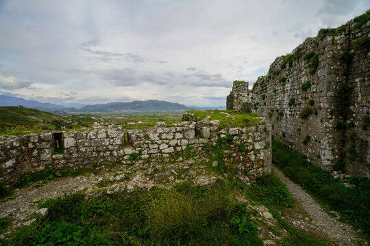 panoramic view of the Shkodra area from the Rozafa Castle