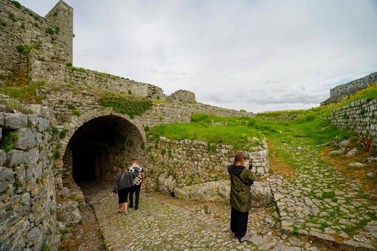 panoramic view of the Shkodra area from the Rozafa Castle