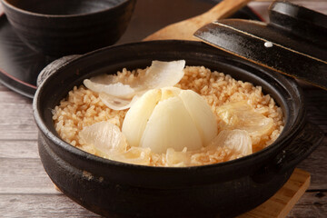 玉ねぎの炊き込みご飯