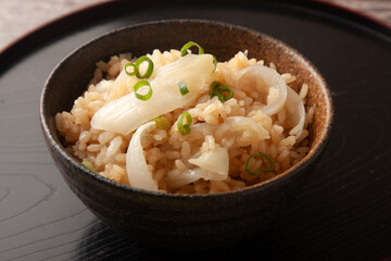 玉ねぎの炊き込みご飯