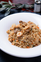 Vegetable fried rice with shrimp and meat