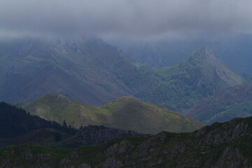 Obraz premium Mountains of Picos de Europa from Fitu Lookout, Parres, Asturias, Spain