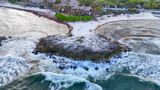vista a&eacute;rea de playas de Tulum