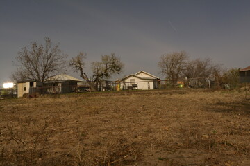 old farm house 2 -  10 long exposure