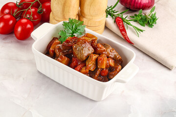 Pork with vegetables and oyster sauce