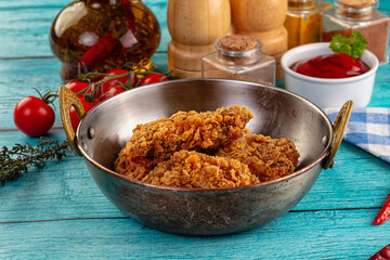 Golden crispy fried chicken wings