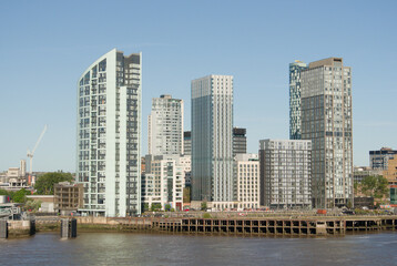 Obraz premium Modern high rise city buildings