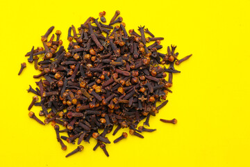 A spice of dried cloves, herbal medicine plant