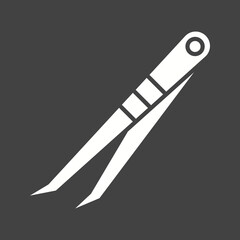 Tweezers icon vector image. Suitable for mobile apps, web apps and print media.