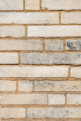 Horizontal brick wall with light mortar