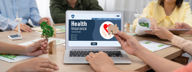 Health insurance web site brisk registration system for easy form filling