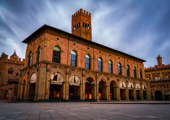 Fototapeta premium Bologna city skyline with the landmark Torre Lambertini in Piazza Maggiore, Emilia-Romagna, Italy