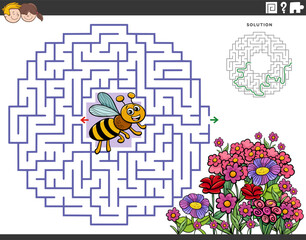 maze puzzle game with cartoon bee and flowers